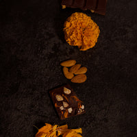 74% cacao cempasúchil y almendras